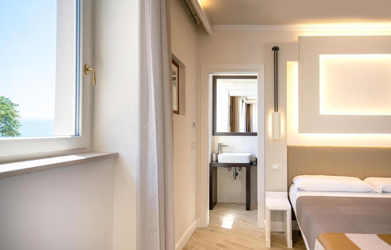 Hotel Opera Arte Conero Riviera Numana Esterno foto
