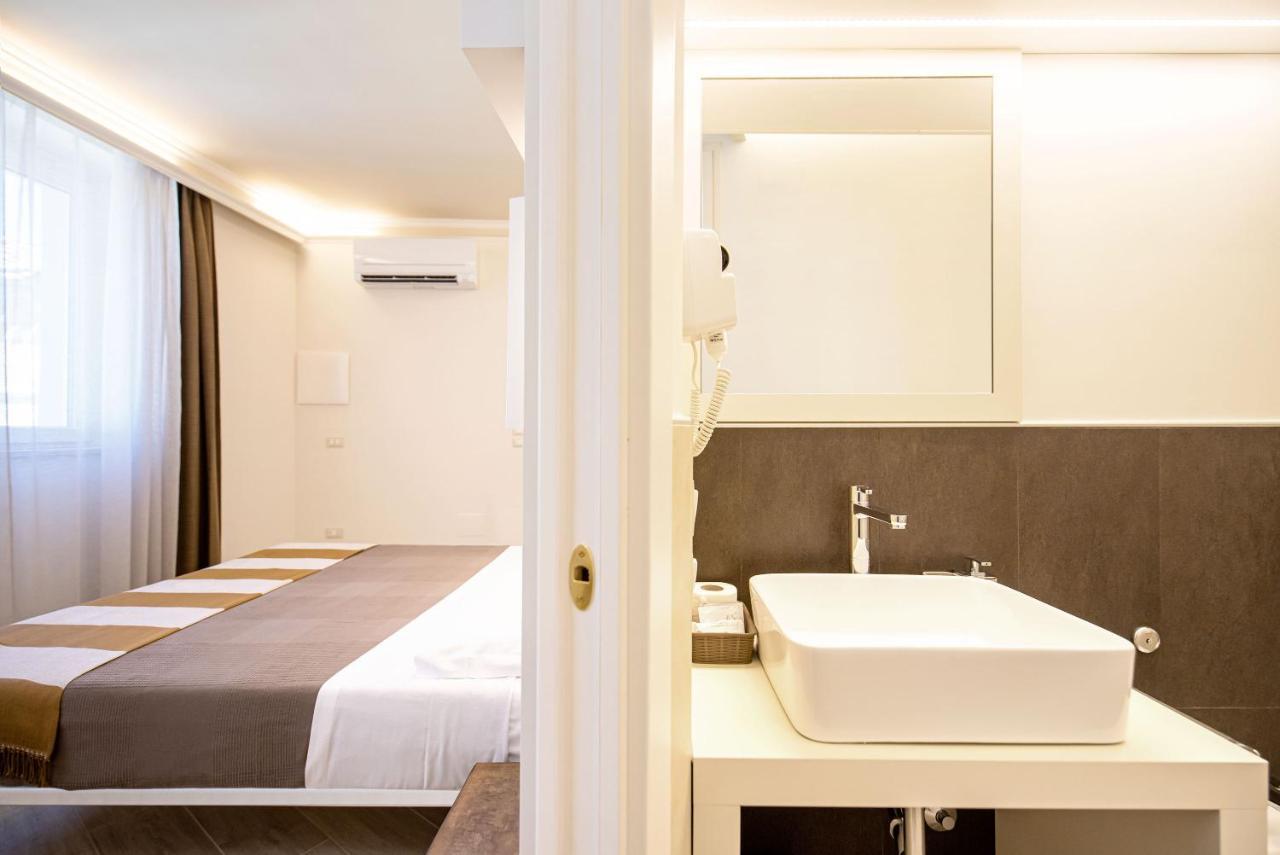 Hotel Opera Arte Conero Riviera Numana Esterno foto
